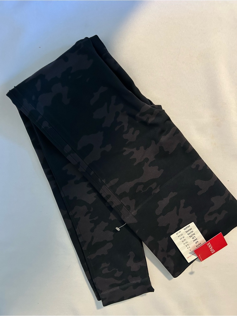NWT SPANX Juniors Black & Charcoal Camo Leggings